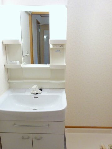 パークサイド前山　Ｂの洗面所|洗面所です