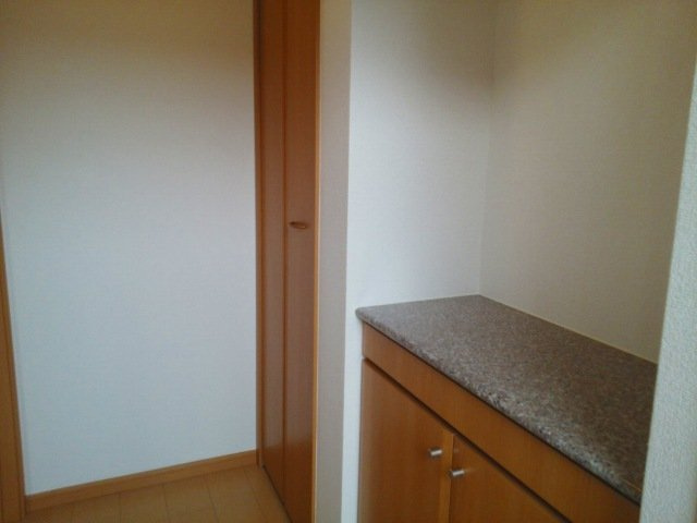 ティファニーハイツ　Ⅰの玄関|ゆったりとした玄関です