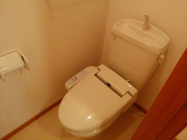 ティファニーハイツ　Ⅰのトイレ|清潔感のあるトイレです