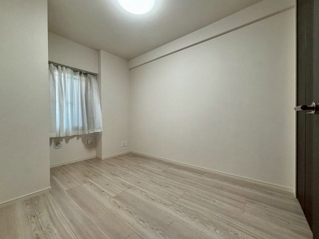 トラストネクサス生野町の洋室|洋室③　5畳ウォークインクローゼット付