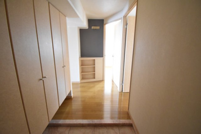 【玄関】 | ジェネラス中央町