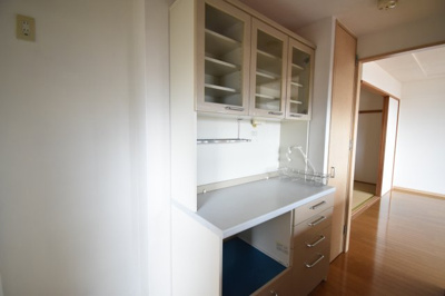 【キッチン】 | ジェネラス中央町 | カップボード