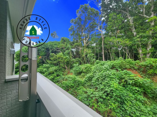 福津市福間南3丁目第1-7棟（4号棟）　の展望|窓から緑が見える物件も魅力的です。