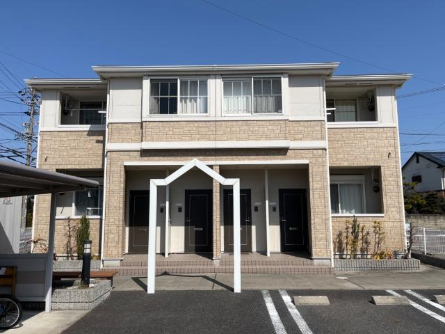 ハイツ憩の駐車場|外観写真（昼）