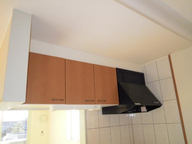 ハイツ憩のキッチン|キッチン吊ｒ戸棚（イメージ）
