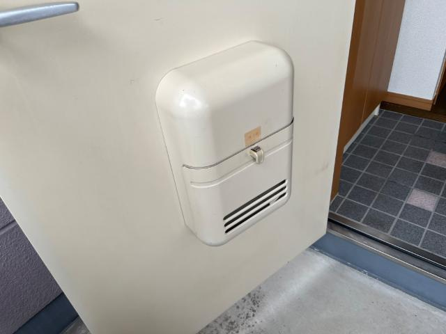 サン　サクラの玄関|玄関ドアポスト