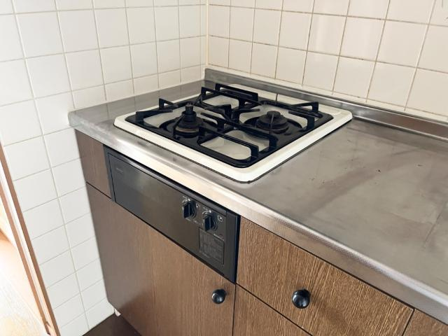 サン　サクラの居間・リビング|ビルトインコンロ