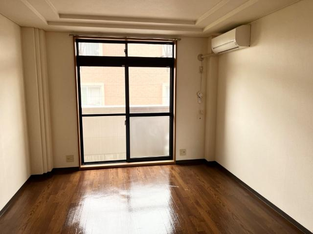 サン　サクラの洋室|洋室