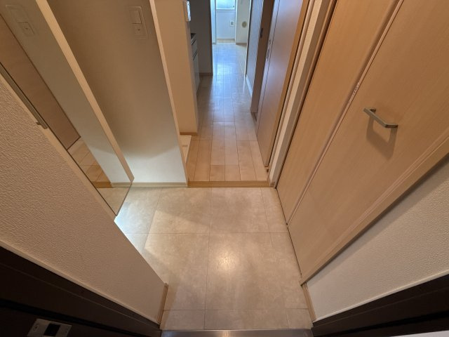 ジュエルの玄関