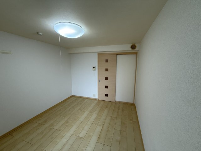 ジュエルの洋室