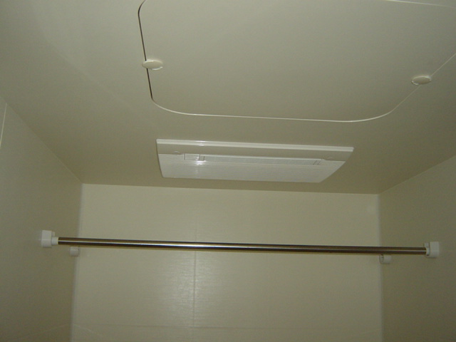 グランアモール青山のその他|浴室乾燥機（イメージ）