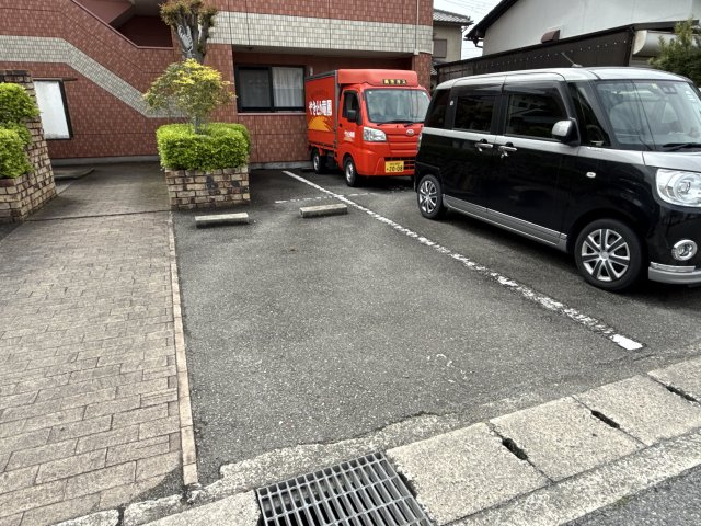 エクセルコートの駐車場