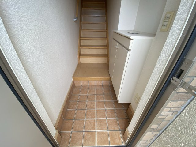 アクティブ　Ｉ．Ｋ　Ⅱの玄関