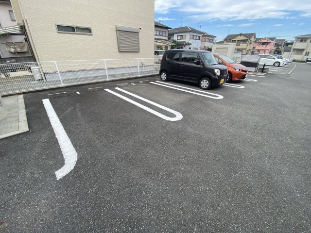 アクティブ　Ｉ．Ｋ　Ⅱの駐車場