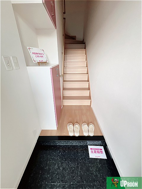 ローズ　ヒルの玄関