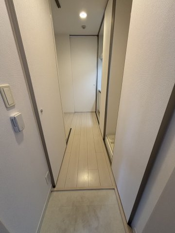 【玄関】 | リブリ・シャルマン | ※同物件・反転タイプの写真です。