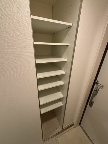 【収納】 | リブリ・シャルマン | ※同物件・反転タイプの写真です。