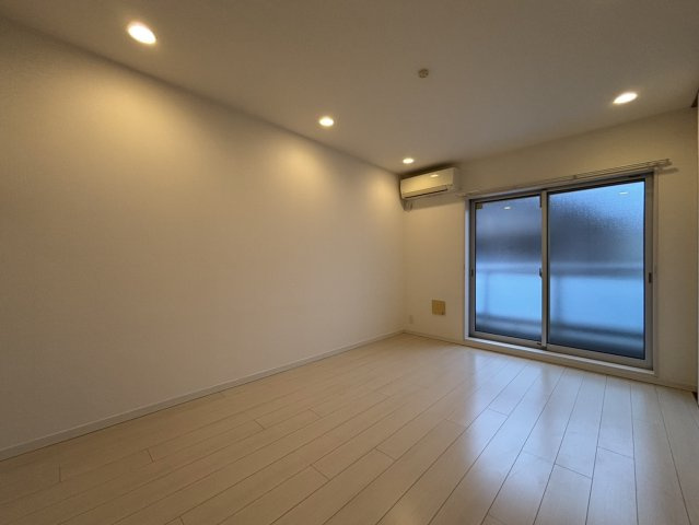 【居間・リビング】 | リブリ・シャルマン | ※同物件・反転タイプの写真です。