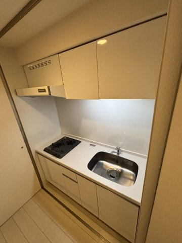 【キッチン】 | リブリ・シャルマン | ※同物件・反転タイプの写真です。