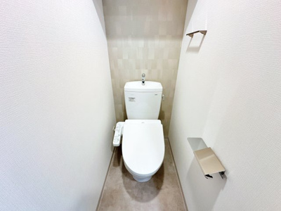【トイレ】 | エスリードレジデンス大阪ザ・クラス | 落ち着いたトイレです