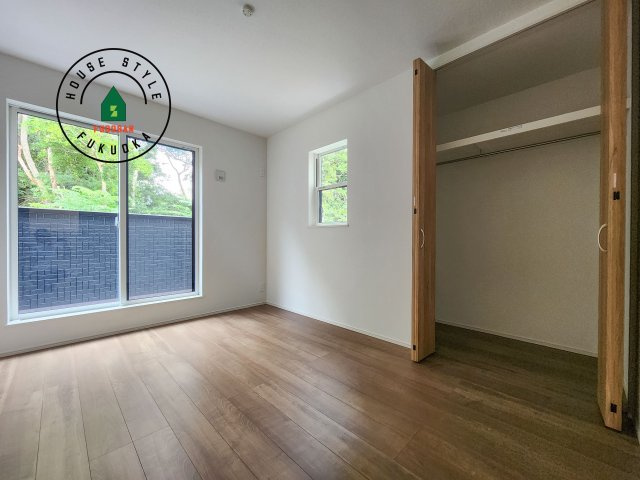 福津市福間南3丁目第1-7棟（6号棟）　の洋室|柔らかい陽光が差し込む明るいお部屋を演出する設計。彩光の取れる窓が気持ちの良いお部屋を創り上げます。