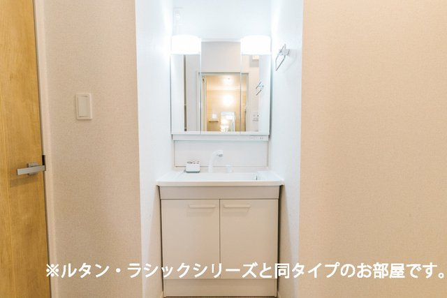 キャトル　サン　オンズの洗面所|未完成の為イメージ写真です。