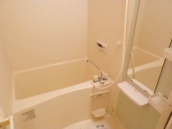 【浴室】 | セイント・テツ | 落ち着いた空間のお風呂です