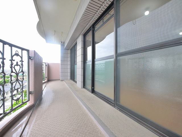 ル・ソレイユ（田井庄町）のバルコニー|広々としたバルコニーです