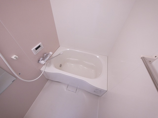 ル・ソレイユ（田井庄町）の浴室|コンパクトで使いやすいお風呂です