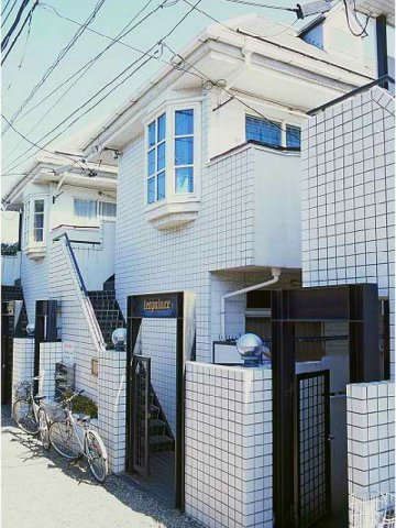 レオパレス大宮第２の外観|外観は落ち着いています