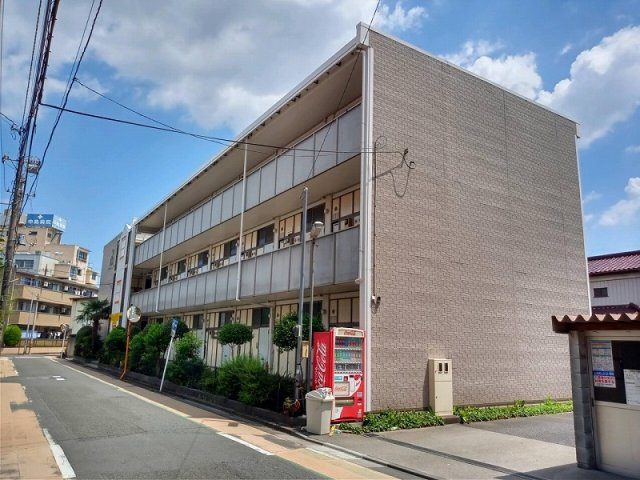 レオパレスシリウス戸田の外観|おしゃれな外観です