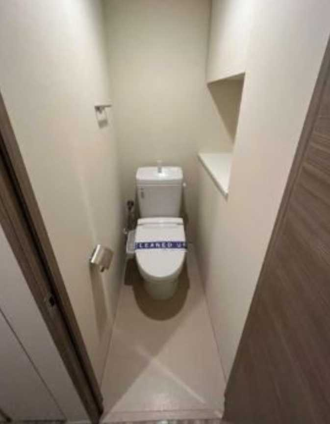 ステラメゾン三軒茶屋　駅近　高層階　ファミリータイプのトイレ