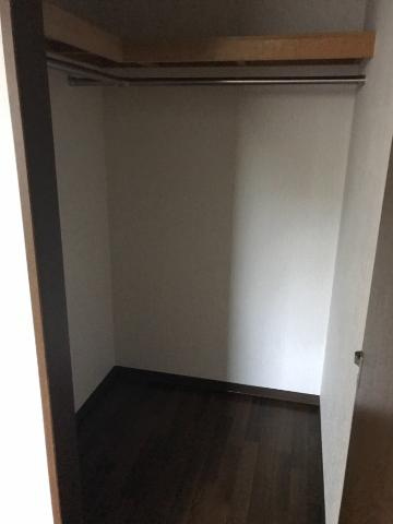 グランチェスタ戸田公園の収納|ウォークインクローゼット