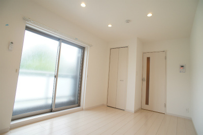 リブリ・ラヴィ・ルミエールのその他