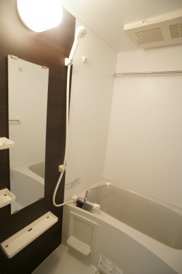 リブリ・ラヴィ・ルミエールの浴室|日々の疲れを癒すお風呂付です