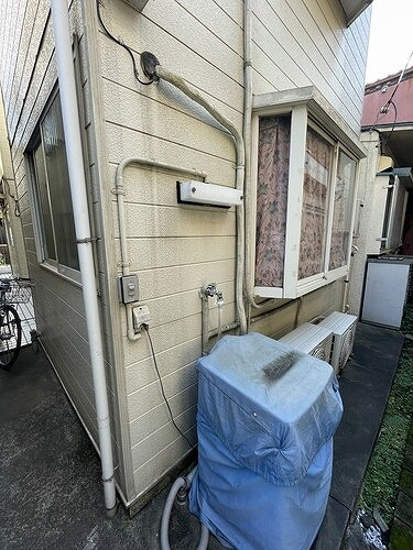 サンライフ赤羽の設備|屋外洗濯機置き場