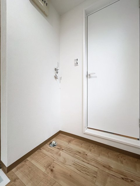 ハイツ若草の設備|室内洗濯機置場