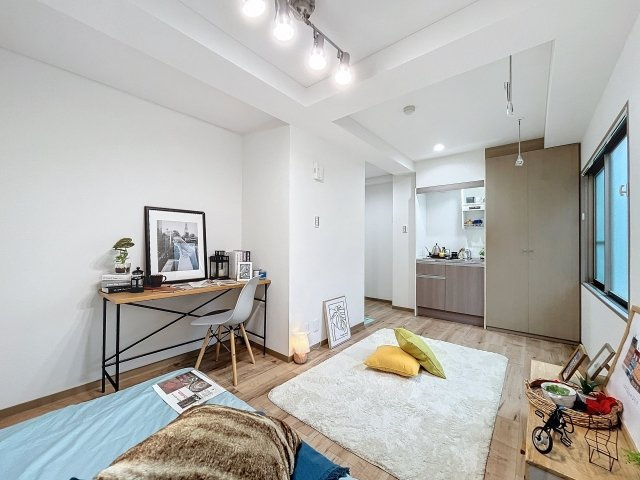 ハイツ若草の洋室|※家具・小物はイメージです