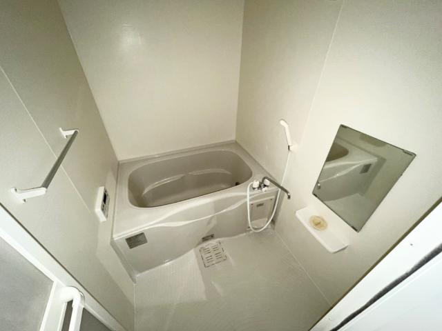 アリウスの浴室|バス