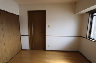 【居間・リビング】 | エクセルフラッツ | 同タイプ写真です。