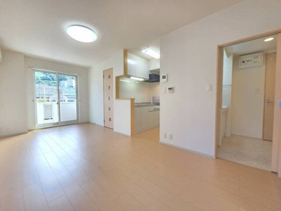 【居間・リビング】 | ユニゾン奥田 | ゆったりとした居間です