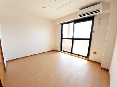 【居間・リビング】 | ハイツピュアティ | 【簡単オンライン契約】来店不要でオンライン申込み＆契約可能♪