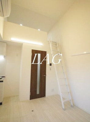 【居間・リビング】 | エクセラン東立石 | 洋室のお部屋です。