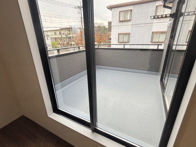 【バルコニー】越谷市南町　新築戸建て