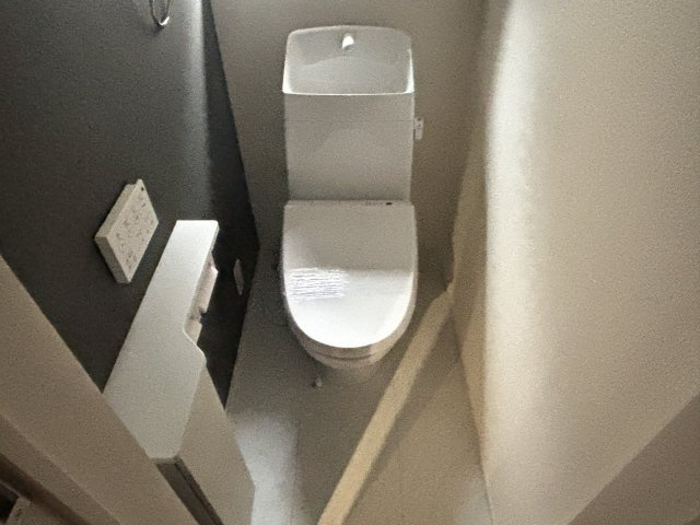 【トイレ】越谷市南町　新築戸建て