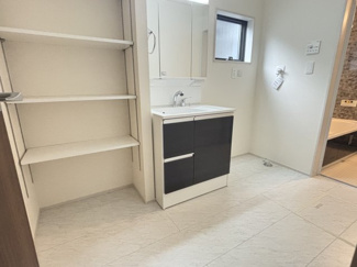 【独立洗面台】 | 越谷市南町1期　新築戸建て　全2棟