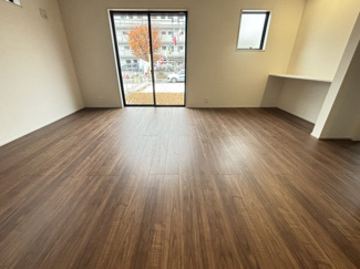 【居間・リビング】 | 越谷市南町1期　新築戸建て　全2棟