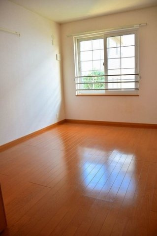 グレイトⅠの内装|明るい室内です