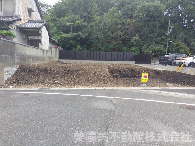 ６４２７２　岐阜市野一色4丁目土地