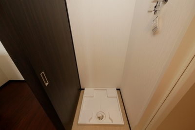 【設備】 | プレジオ帝塚山 | 洗濯機置き場です